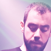 Jesús toca que da gusto oírlo, oye.